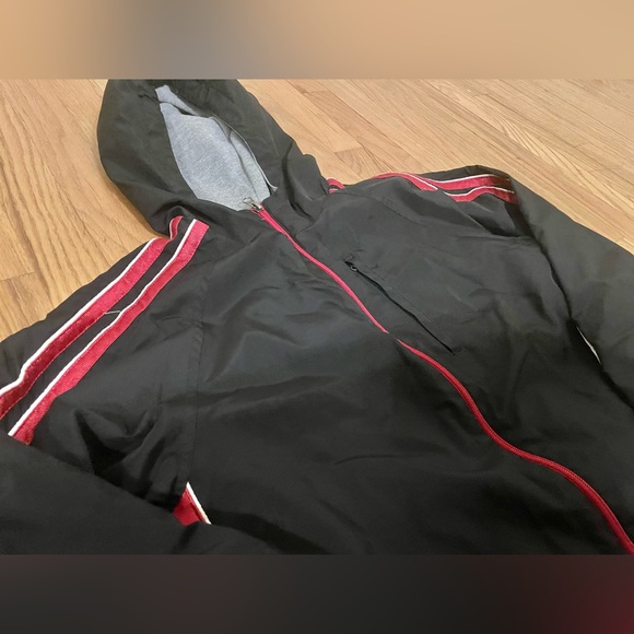 TekGear Red & Black Zip-Up Hoodie WindBreaker Boys Size Large - Picture 2 of 4